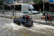 Bangkok Floods 2011- Nawamin area - 1 November 2011