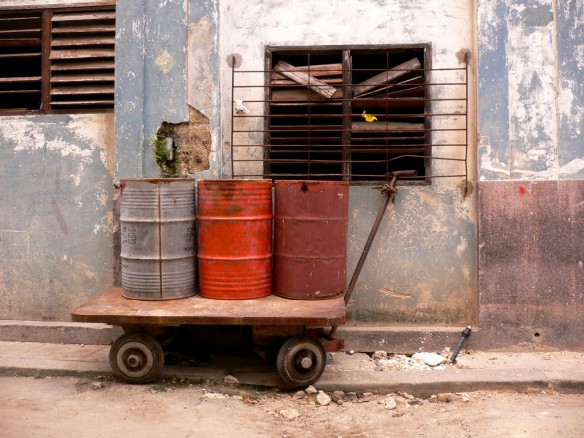 oil-drums-cuba