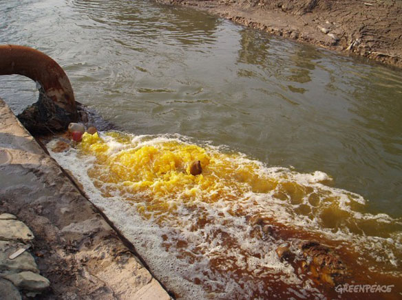 china-water-pollution-jiangsu-plant