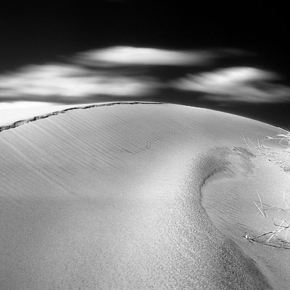 sand-dune-night