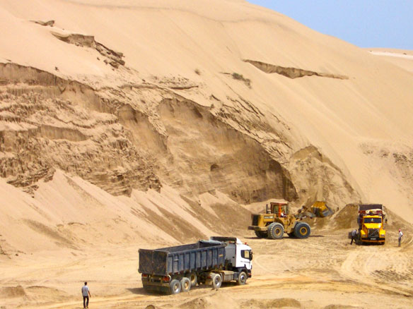 beach-sand-mining-maroc