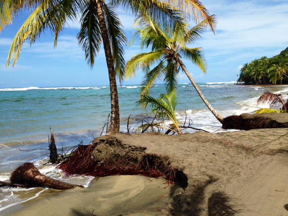 costa-rica-denis-delestrac