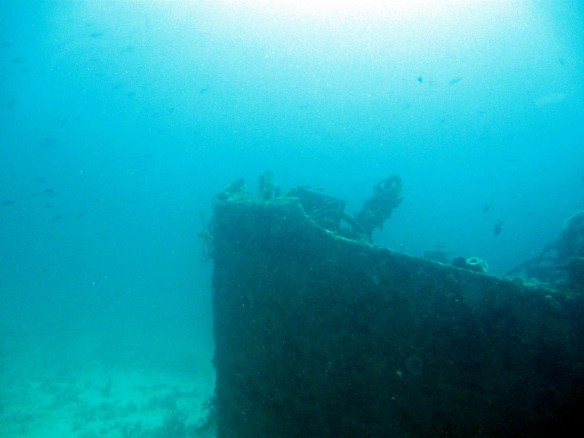 shipwreck-underwater