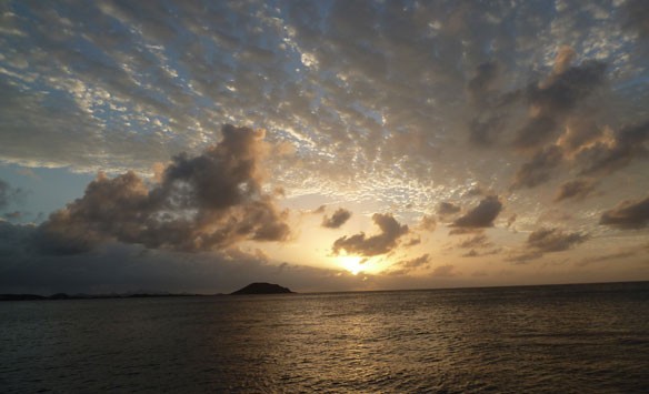 grenadines-clouds