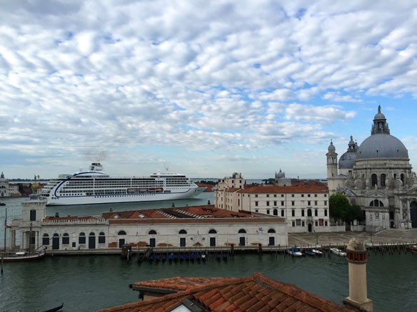 venezia-cruise-ship