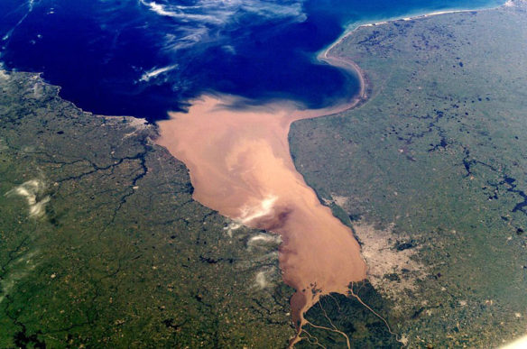 rio-del-plata-estuary